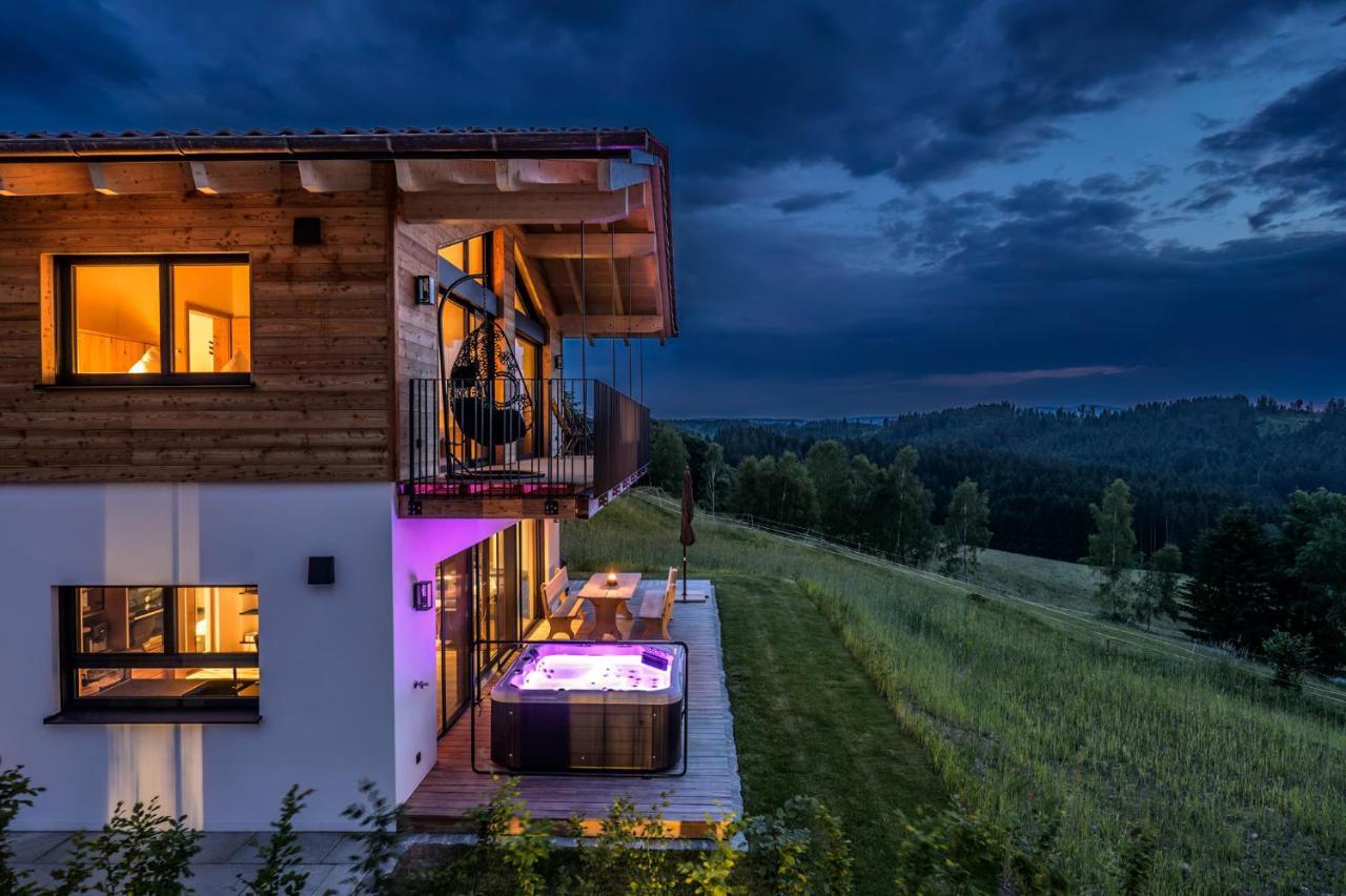 צוויזל Kroner Chalets מראה חיצוני תמונה