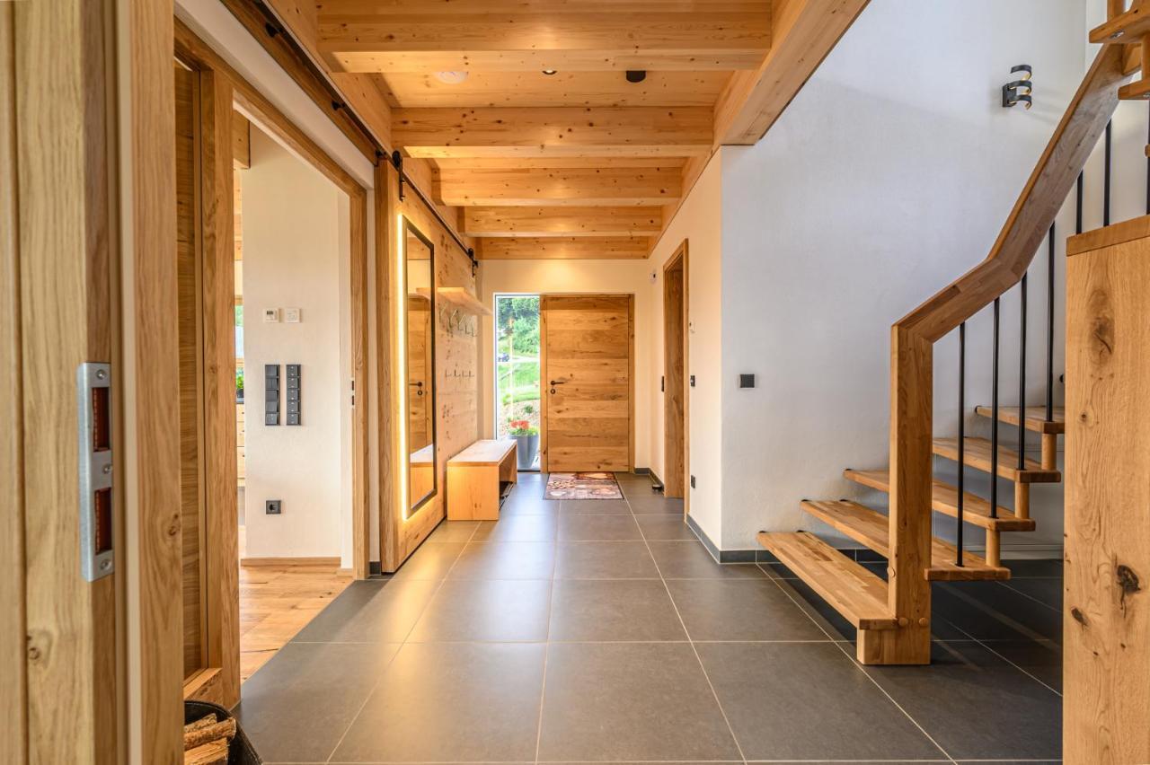 צוויזל Kroner Chalets מראה חיצוני תמונה