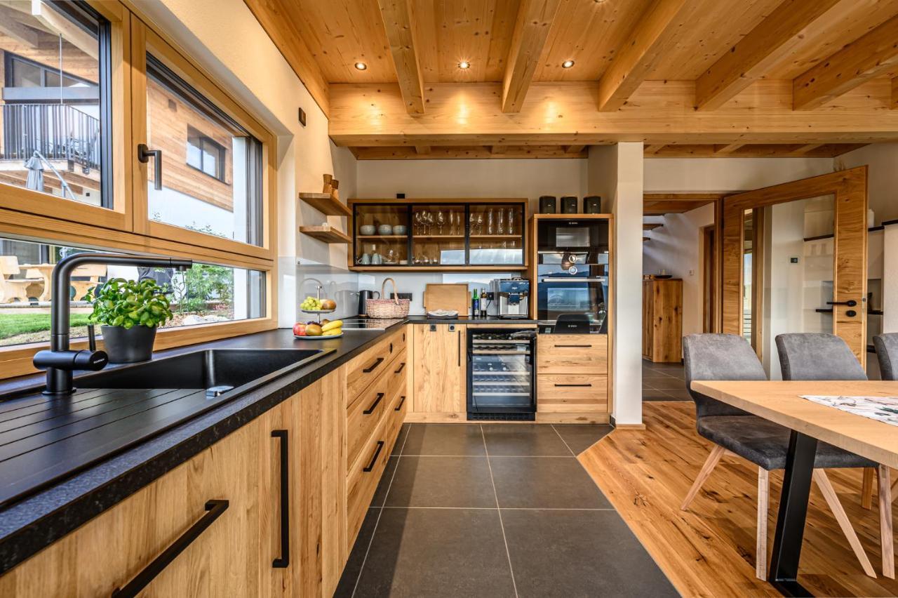 צוויזל Kroner Chalets מראה חיצוני תמונה